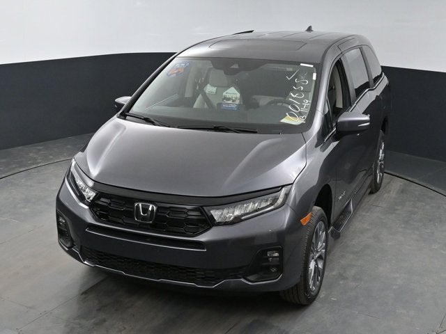 2026 Honda Odyssey Touring - BraunAbility XI Power Infloor Ramp
