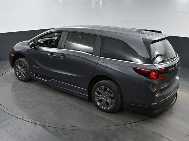 2026 Honda Odyssey Touring - BraunAbility XI Power Infloor Ramp