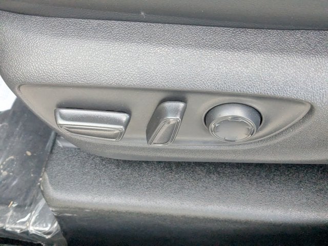 2025 Toyota Sienna XSE - BraunAbility XI - Power In-Floor Ramp