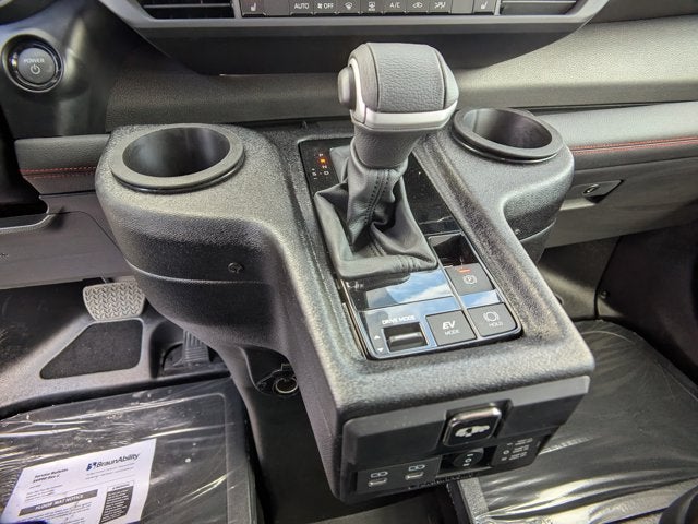 2025 Toyota Sienna XSE - BraunAbility XI - Power In-Floor Ramp