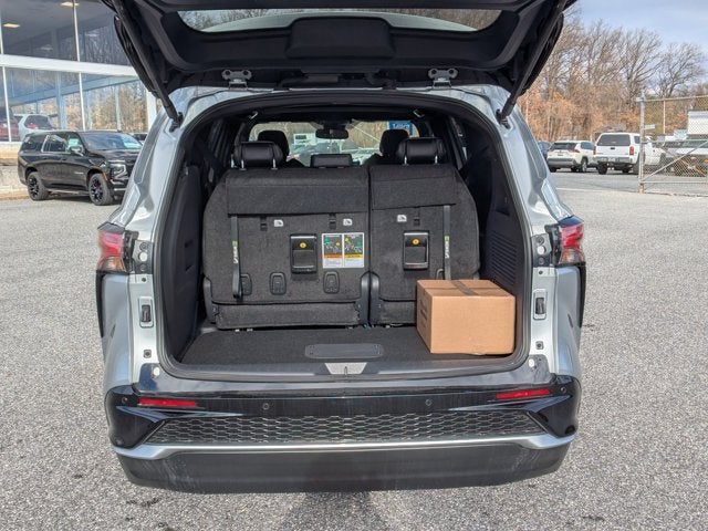 2025 Toyota Sienna XSE - BraunAbility XI - Power In-Floor Ramp