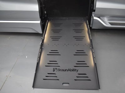 2025 Toyota Sienna XLE - BraunAbility XT - Power Fold-Out Ramp