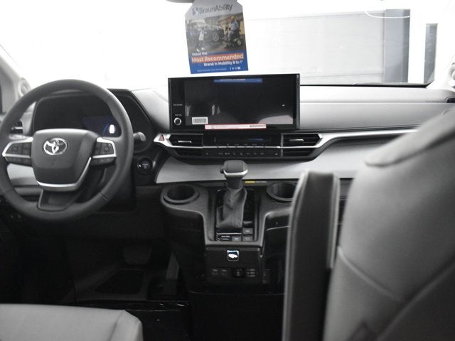 2025 Toyota Sienna XLE - BraunAbility XT - Power Fold-Out Ramp