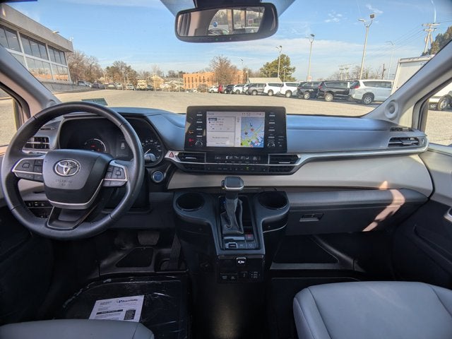 2024 Toyota Sienna XLE - BraunAbility XT - Power Fold-Out Ramp