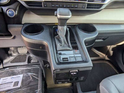 2024 Toyota Sienna XLE - BraunAbility XT - Power Fold-Out Ramp