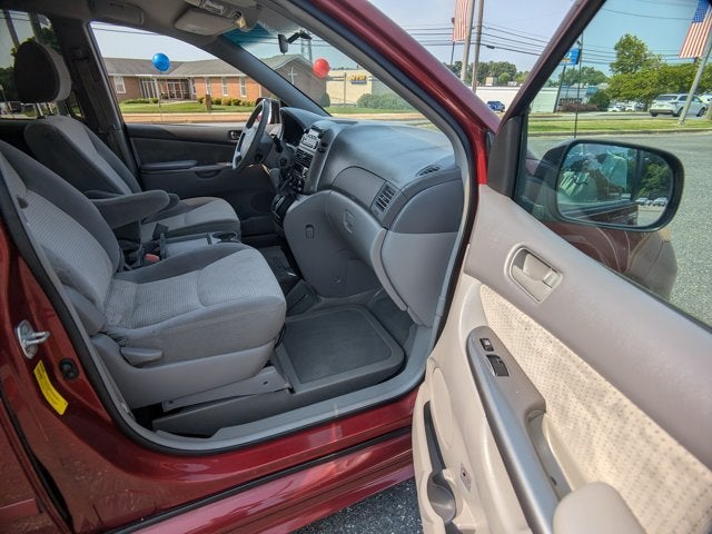 2010 Toyota Sienna CE - BraunAbility Rampvan, Power Fold Out