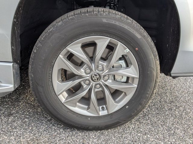 2025 Toyota Sienna LE - BraunAbility XT - Power Fold-Out Ramp