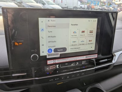 2025 Toyota Sienna LE - BraunAbility XT - Power Fold-Out Ramp