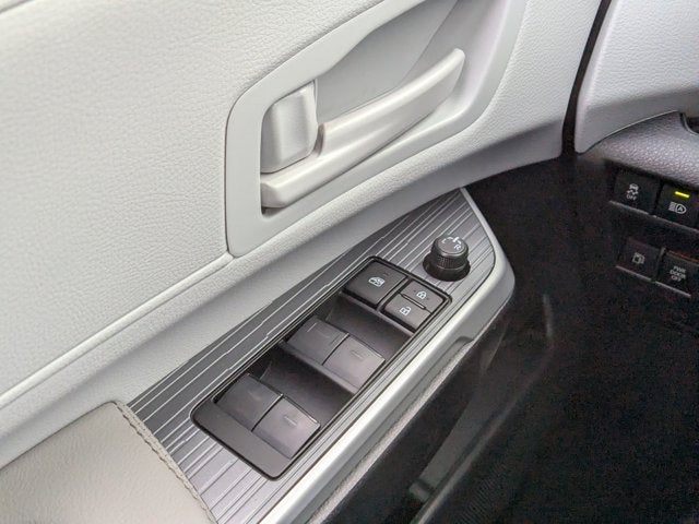 2025 Toyota Sienna LE - BraunAbility XT - Power Fold-Out Ramp