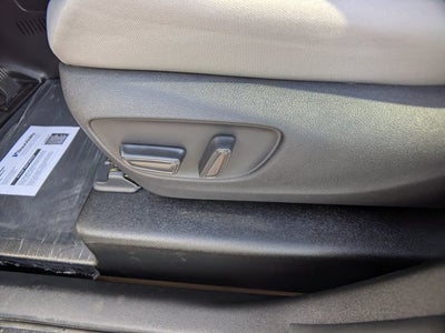 2026 Toyota Sienna LE - [NEW] BraunAbility XT - Power Fold-Out Ramp