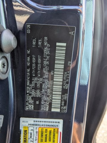 2026 Toyota Sienna LE - [NEW] BraunAbility XT - Power Fold-Out Ramp