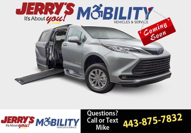 2026 Toyota Sienna XLE - BraunAbility XT - Power Fold-Out Ramp