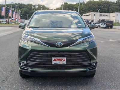 2026 Toyota Sienna XLE